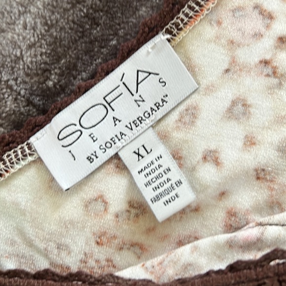 Sofía Jeans by Sofia Vergara stretchy sexy animal print dress - Picture 8 of 9